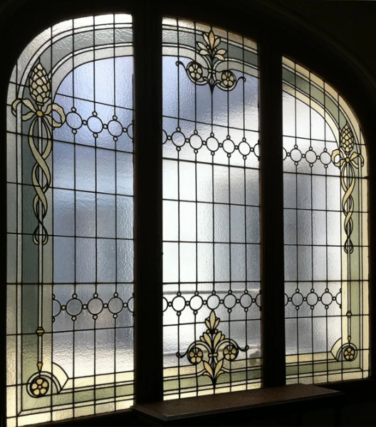 2 VS Restauration Vitraux Paris XIème
