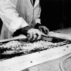 Artisan spécialisé dans la fabrication de vitraux à la main  